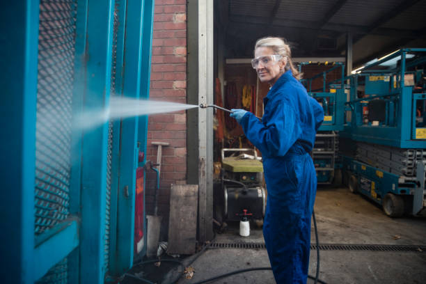Best Gas Station Cleaning  in Lake Wales, FL